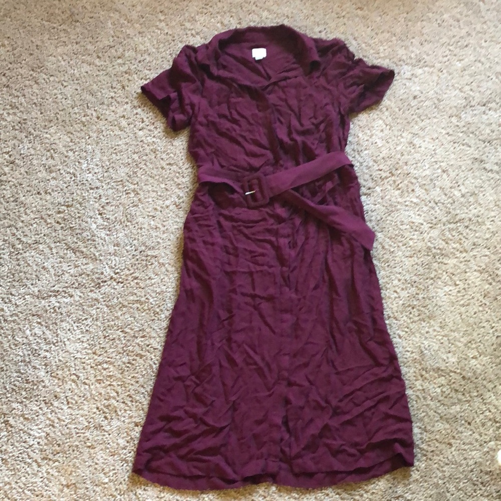 Short sleeve dress